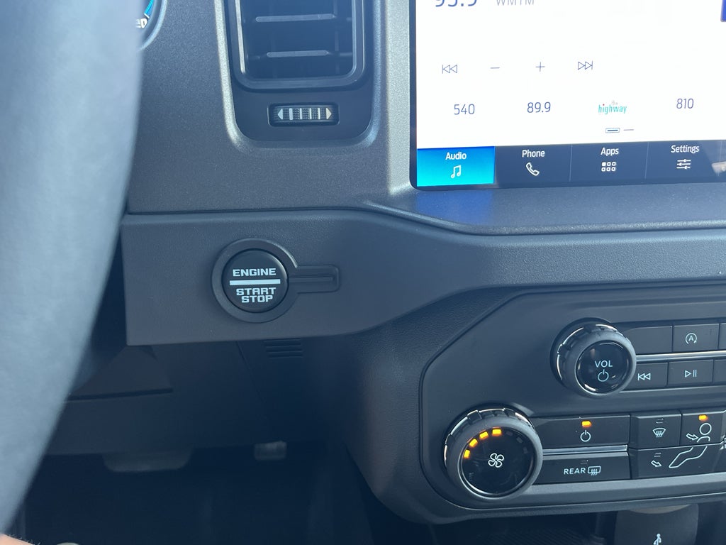 2025 Ford Bronco Base