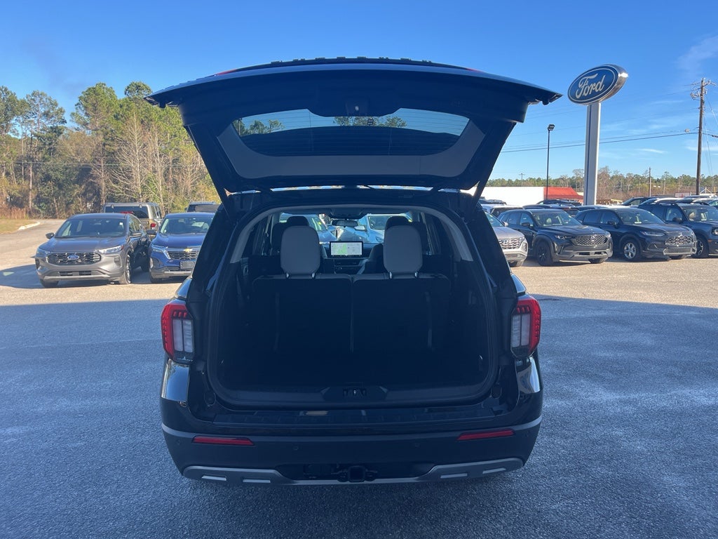 2026 Ford Explorer Active (200A)