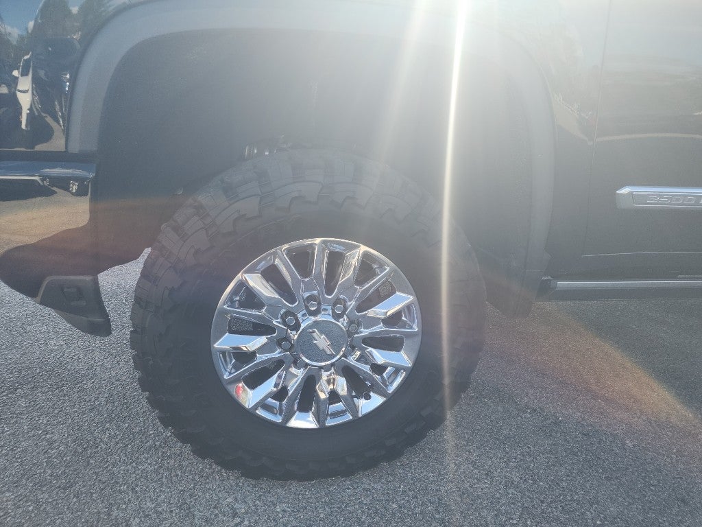 2024 Chevrolet Silverado High Country