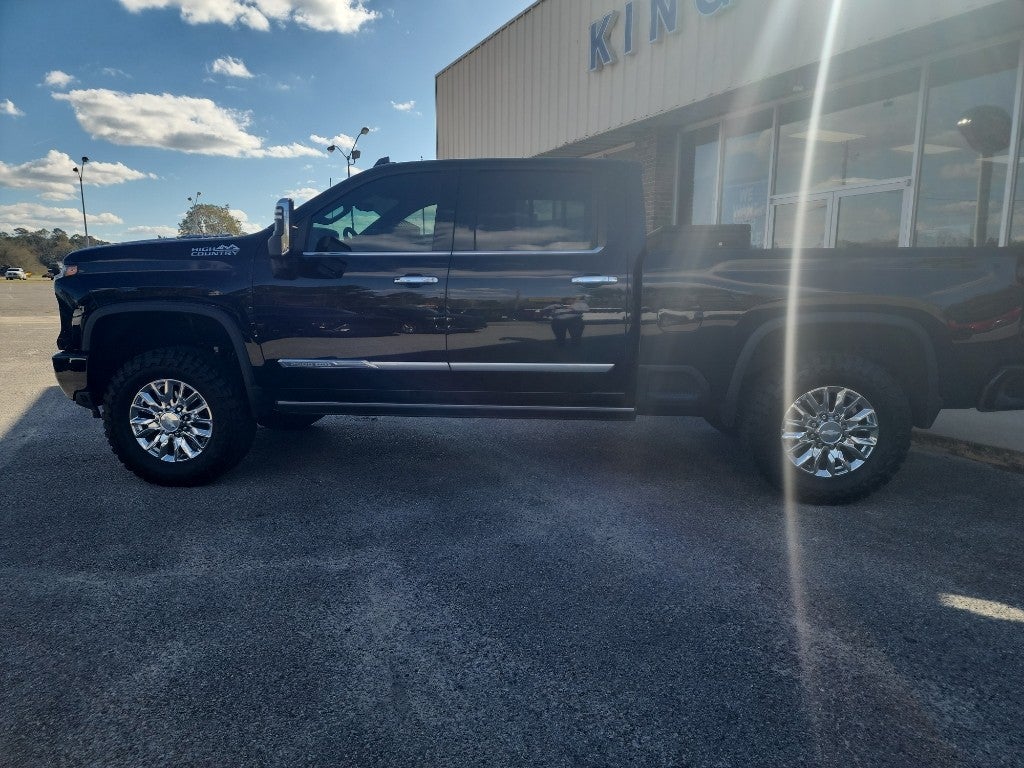 2024 Chevrolet Silverado High Country