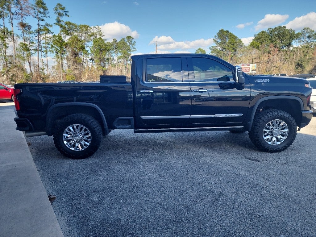 2024 Chevrolet Silverado High Country