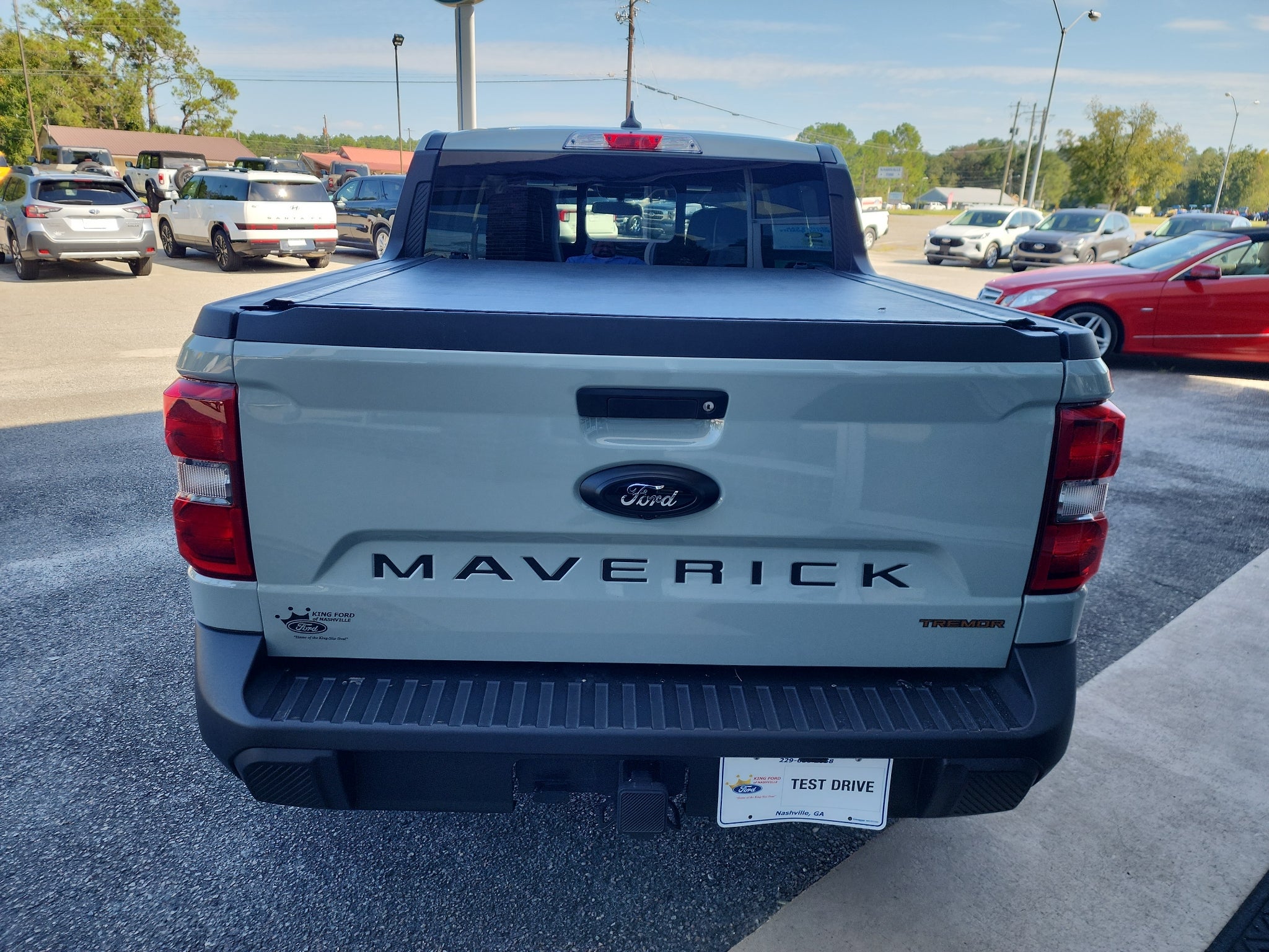 2023 Ford Maverick LARIAT Advanced