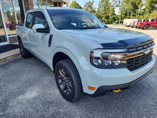 2023 Ford Maverick LARIAT Advanced