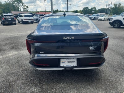 2025 Kia K4 LXS