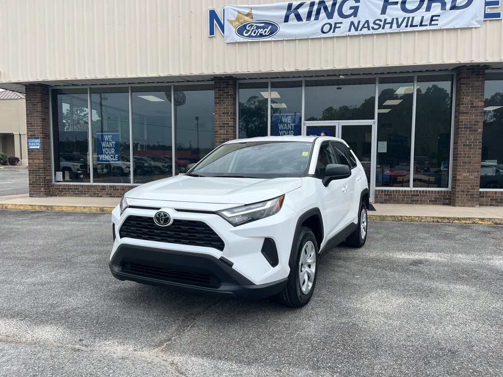 2024 Toyota RAV4 LE