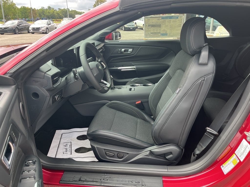 2025 Ford Mustang EcoBoost