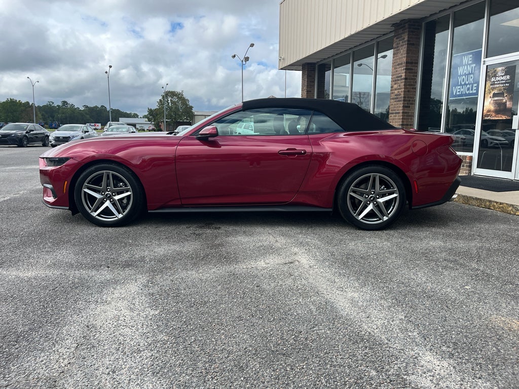 2025 Ford Mustang EcoBoost