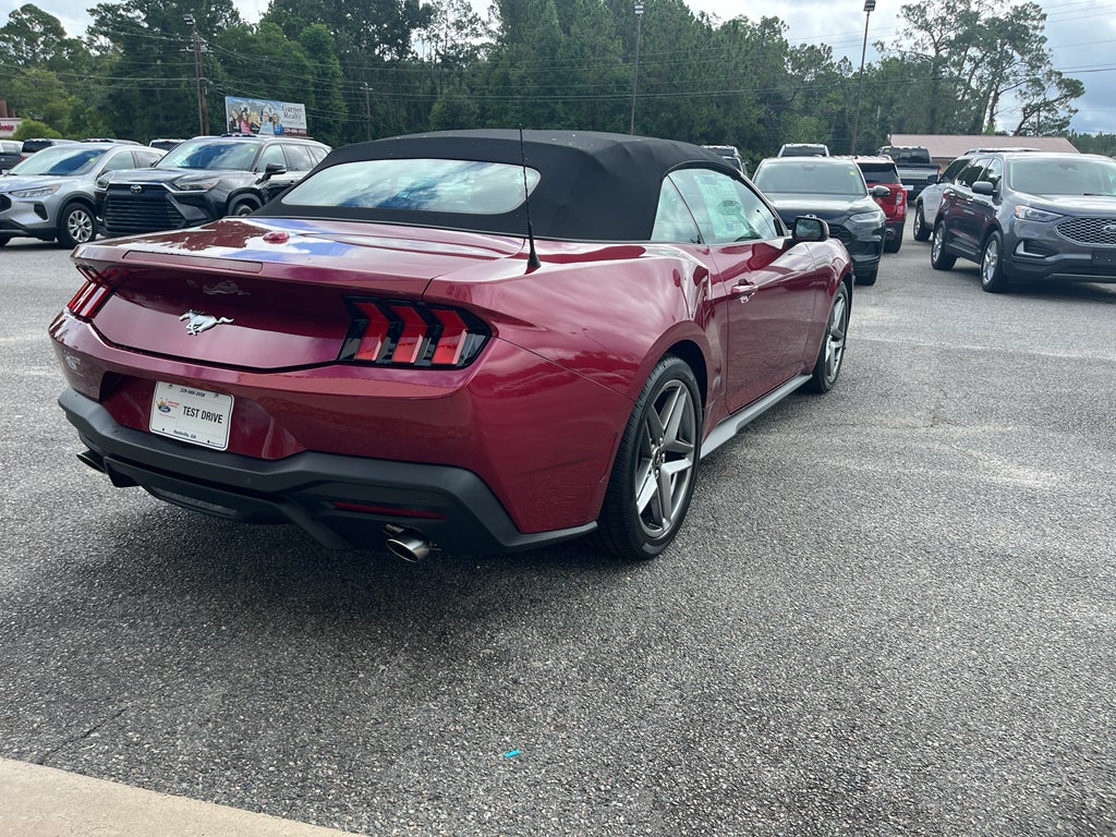 2025 Ford Mustang EcoBoost