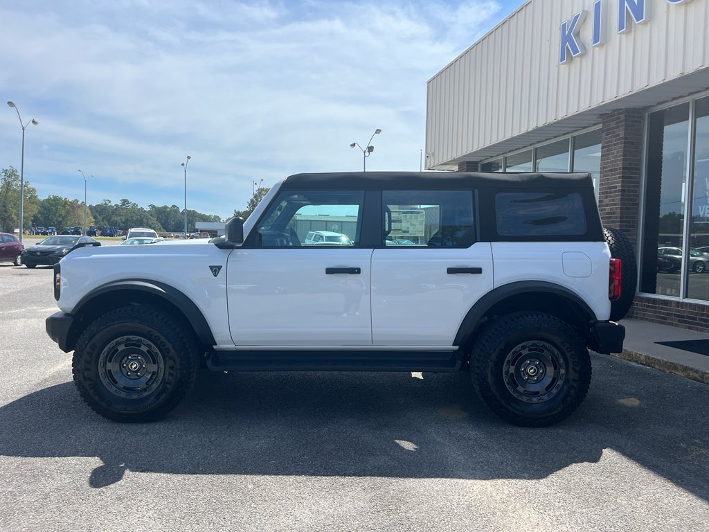 2025 Ford Bronco Base