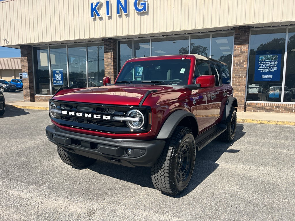 2026 Ford Bronco Outer Banks