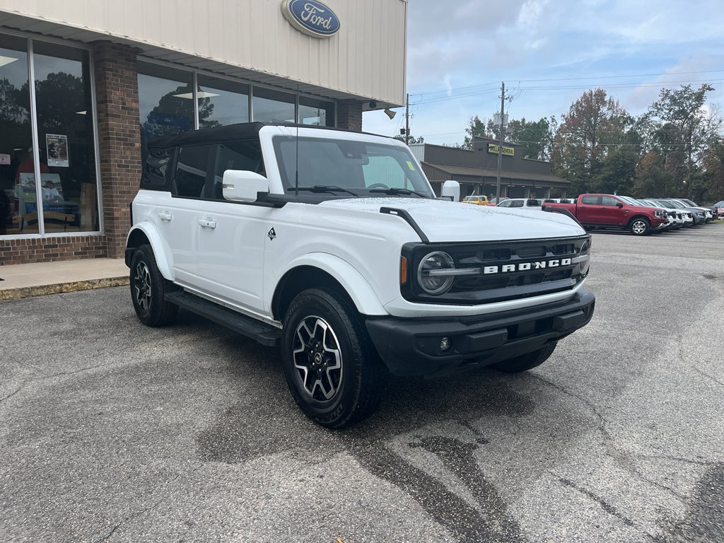 2024 Ford Bronco Outer Banks
