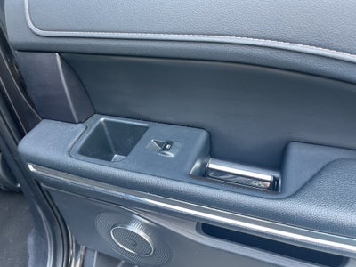 2024 Ford Expedition MAX XLT