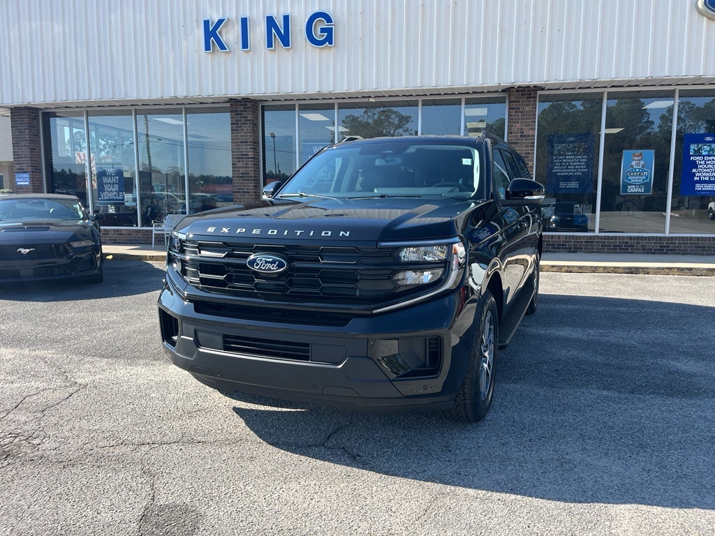 2026 Ford Expedition MAX Active