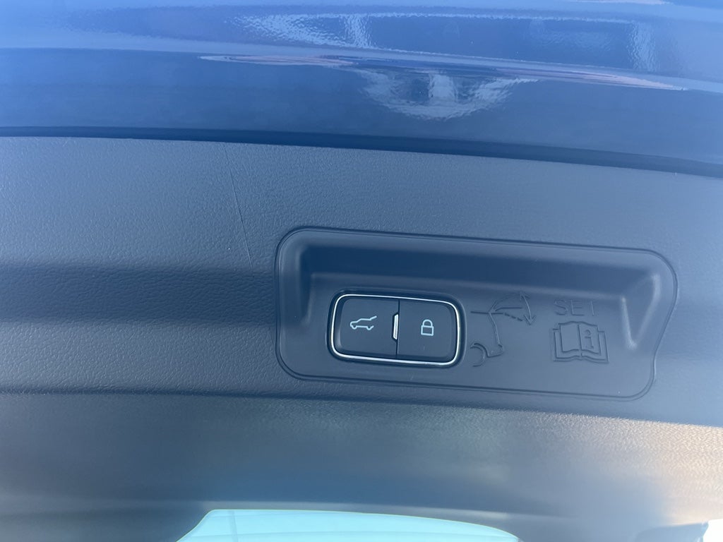 2026 Ford Explorer Active (200A)