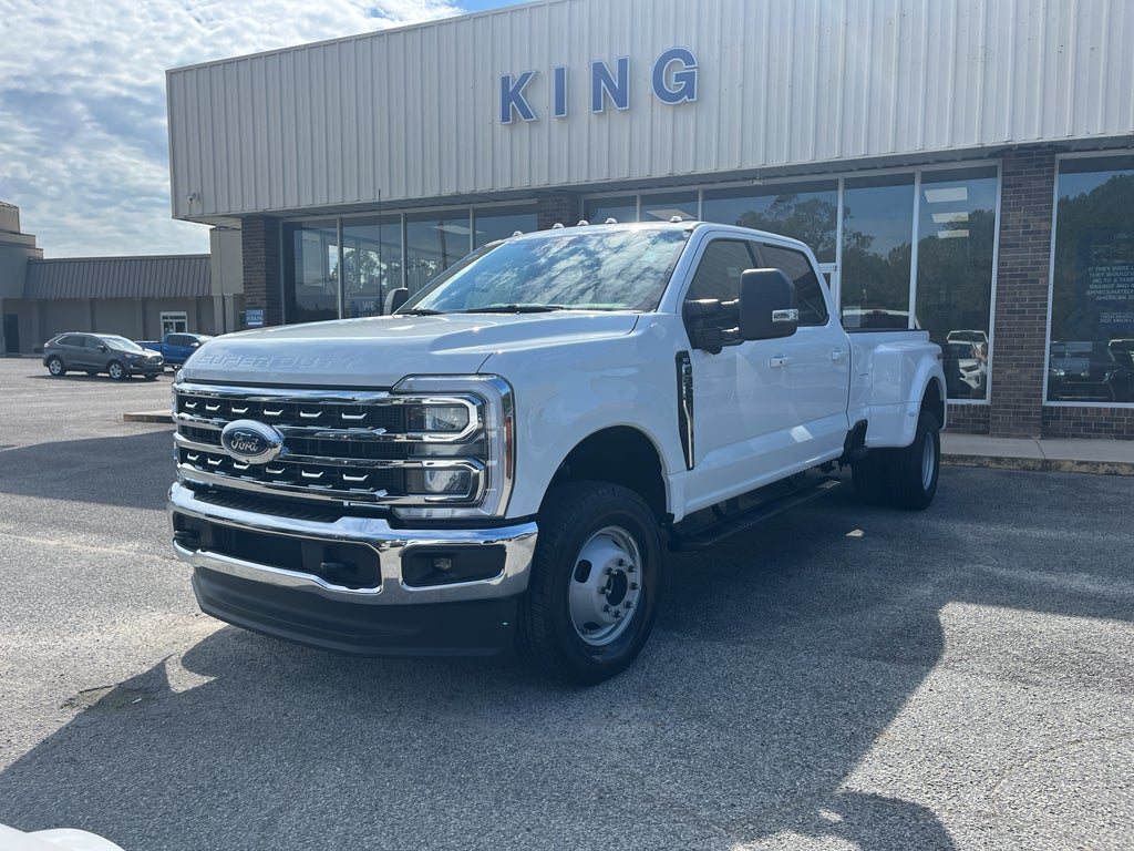2026 Ford F-350 XLT