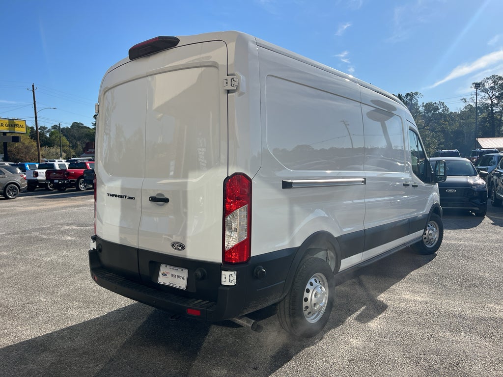 2026 Ford Transit Van Base