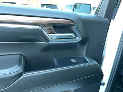 2024 Chevrolet Silverado RST