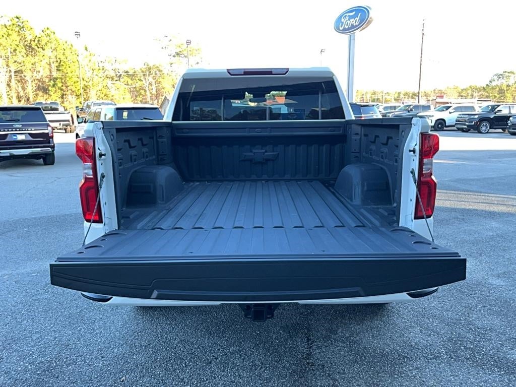 2024 Chevrolet Silverado RST