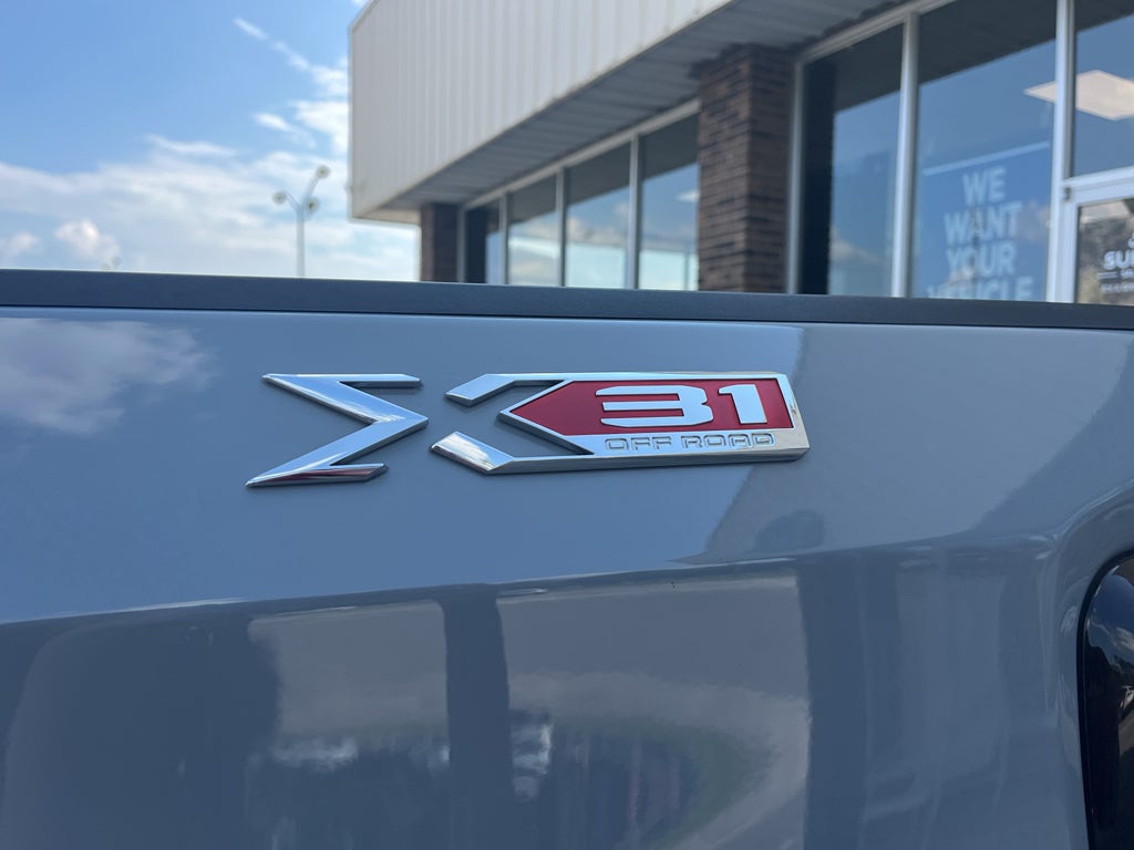 2024 GMC Sierra Elevation