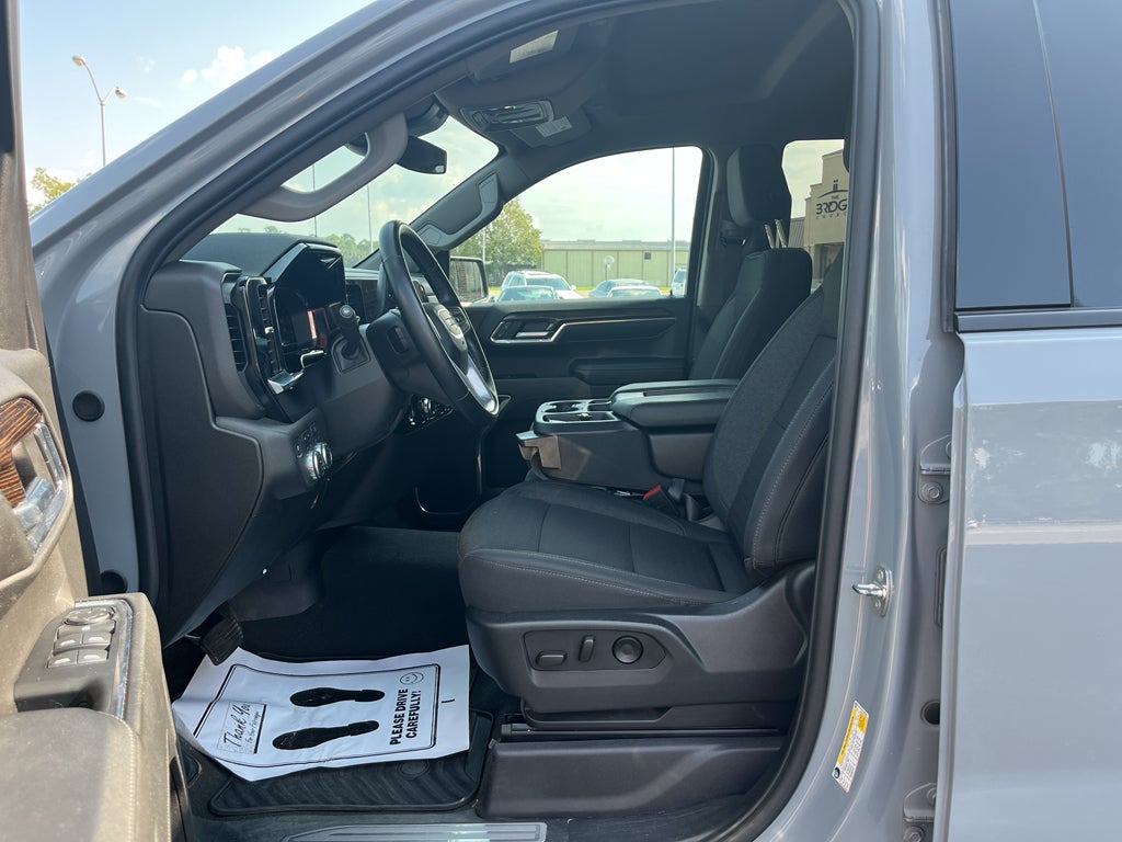 2024 GMC Sierra Elevation