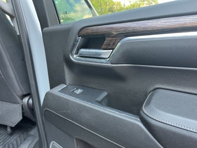 2024 GMC Sierra Elevation