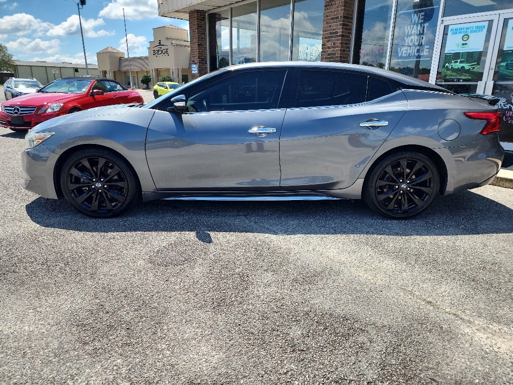2018 Nissan Maxima SR