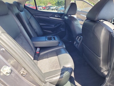 2018 Nissan Maxima SR