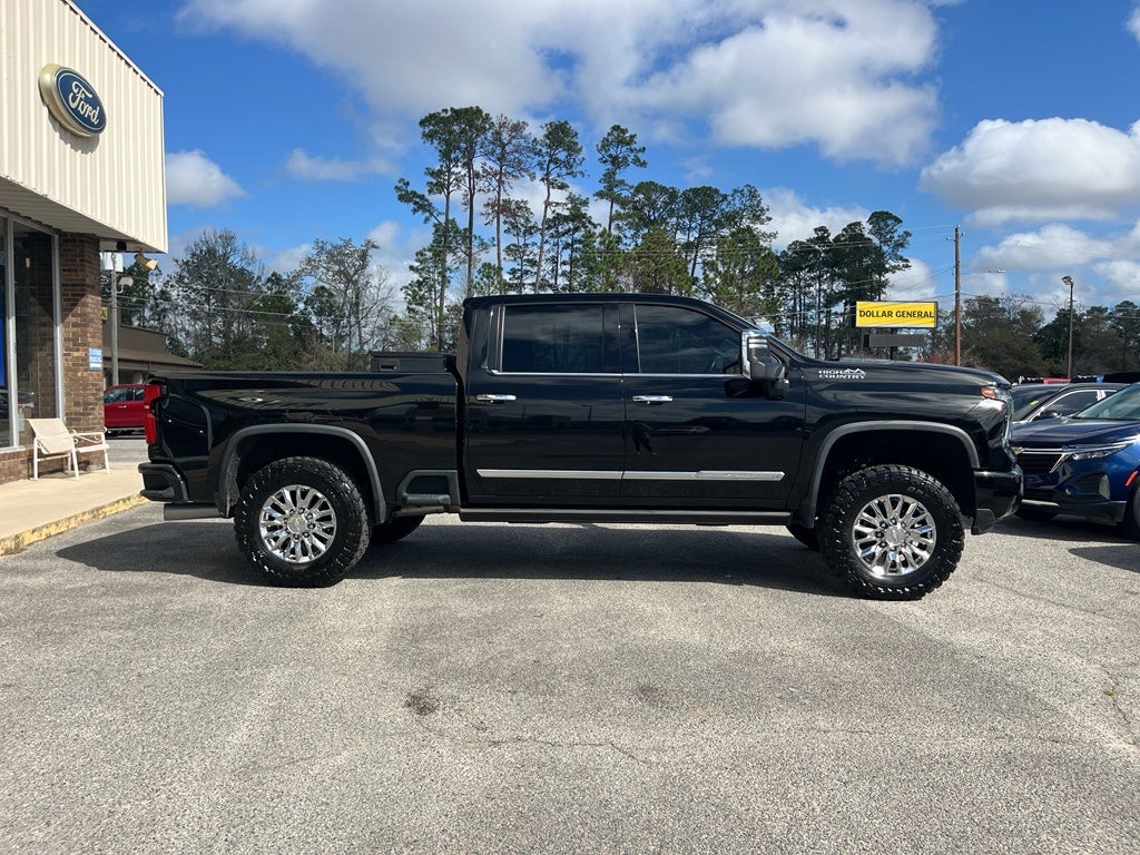 2024 Chevrolet Silverado High Country