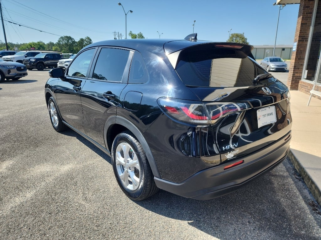 2023 Honda HR-V LX
