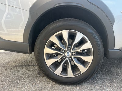 2025 Subaru Outback Touring XT