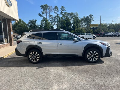 2025 Subaru Outback Touring XT