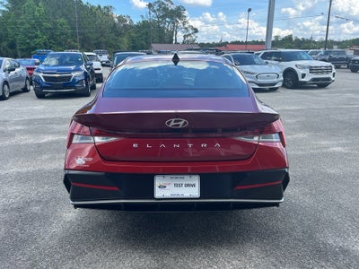 2025 Hyundai Elantra SEL Convenience